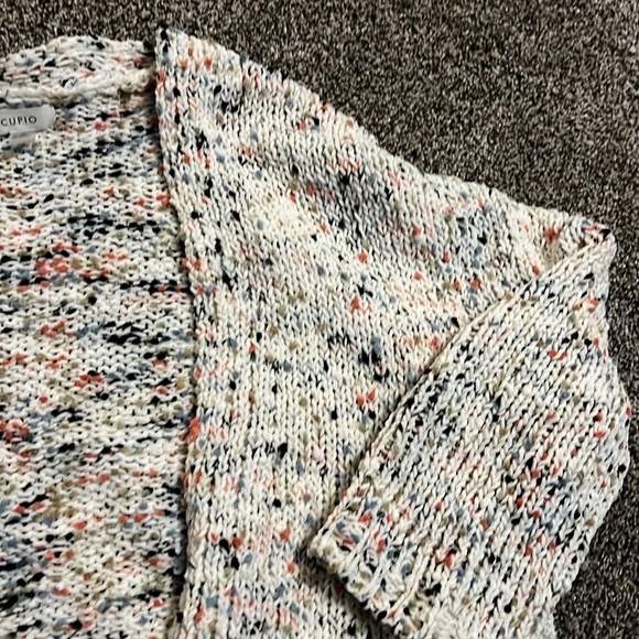 Cardigan - Picture 3 of 4